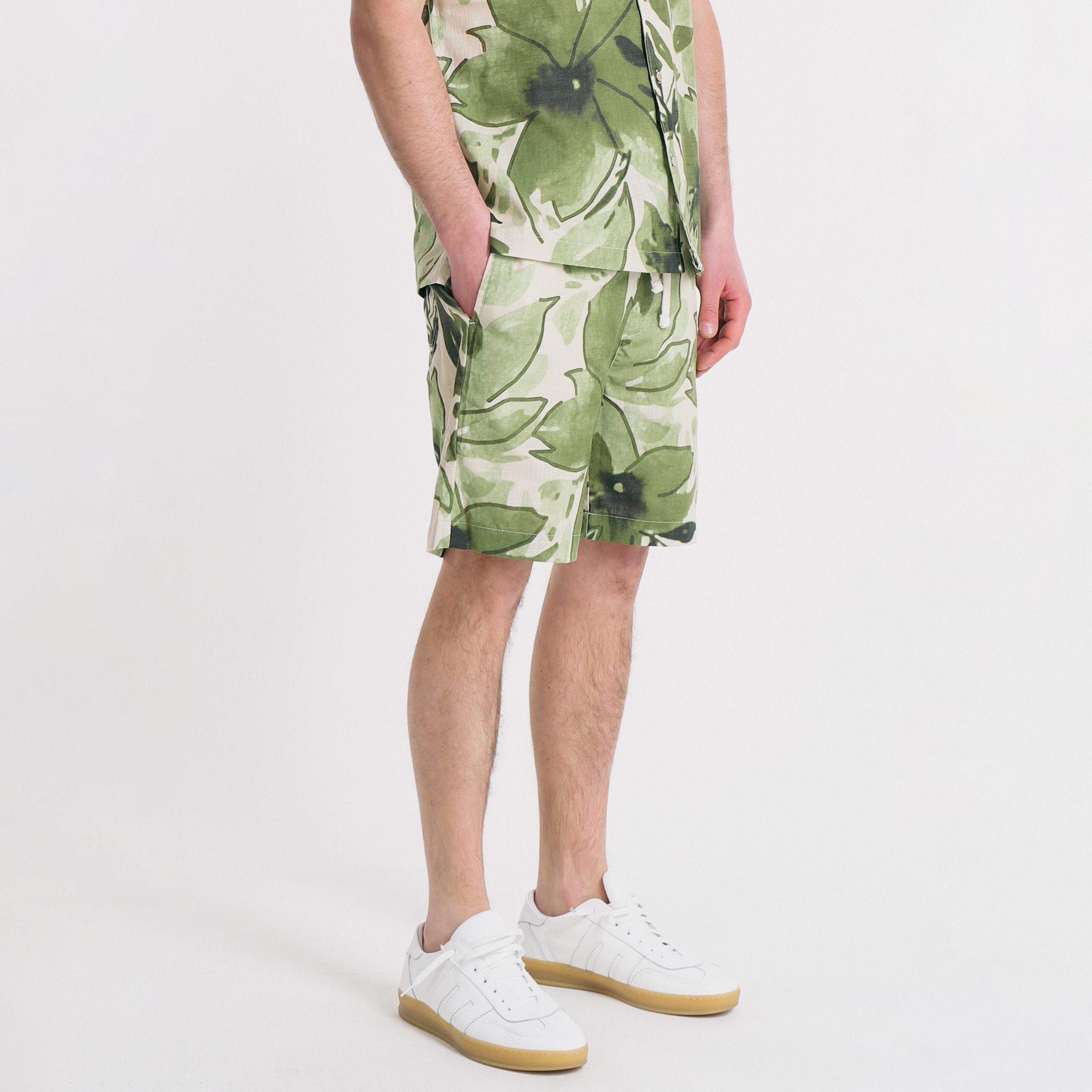 MILITARE