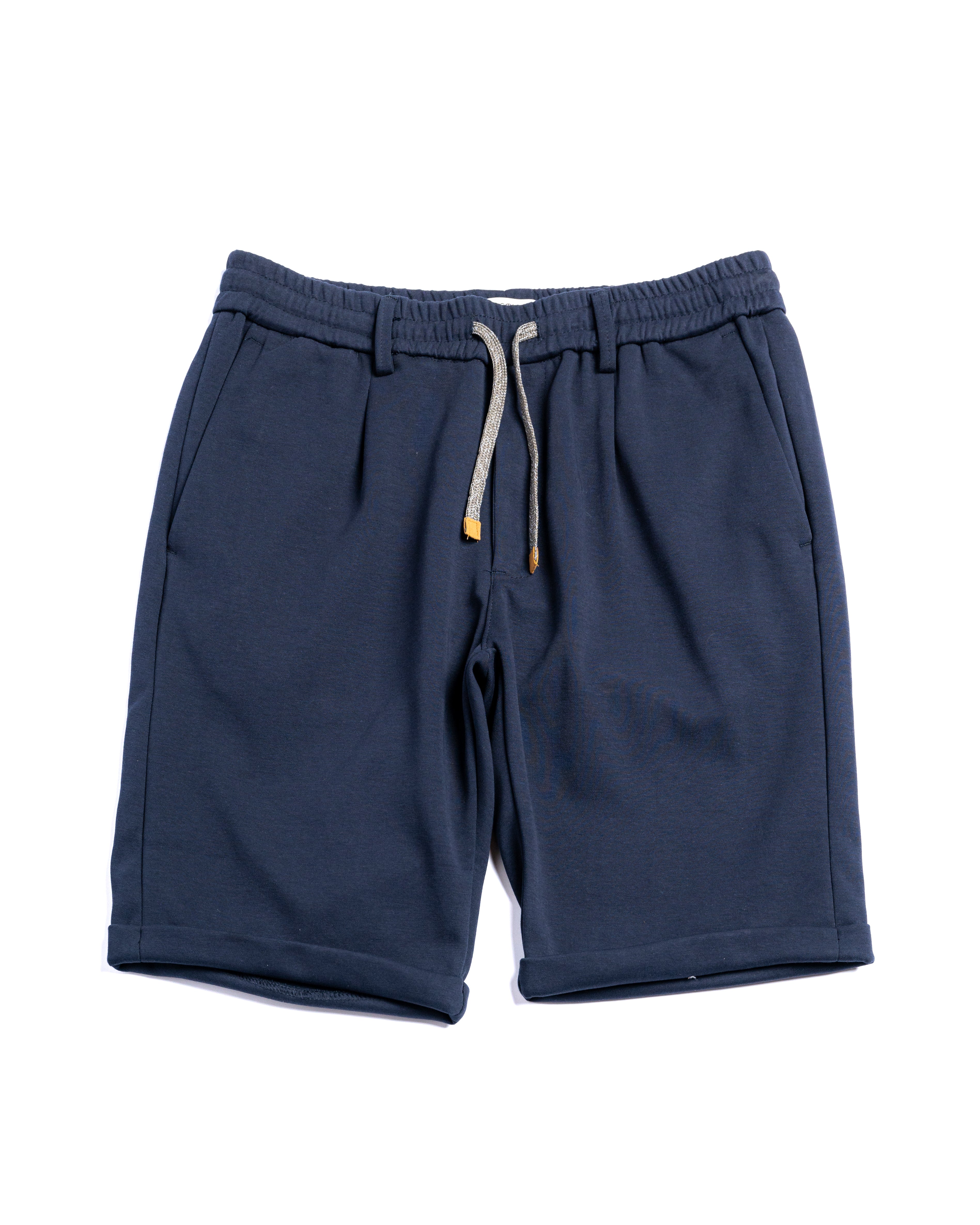 Short pants
