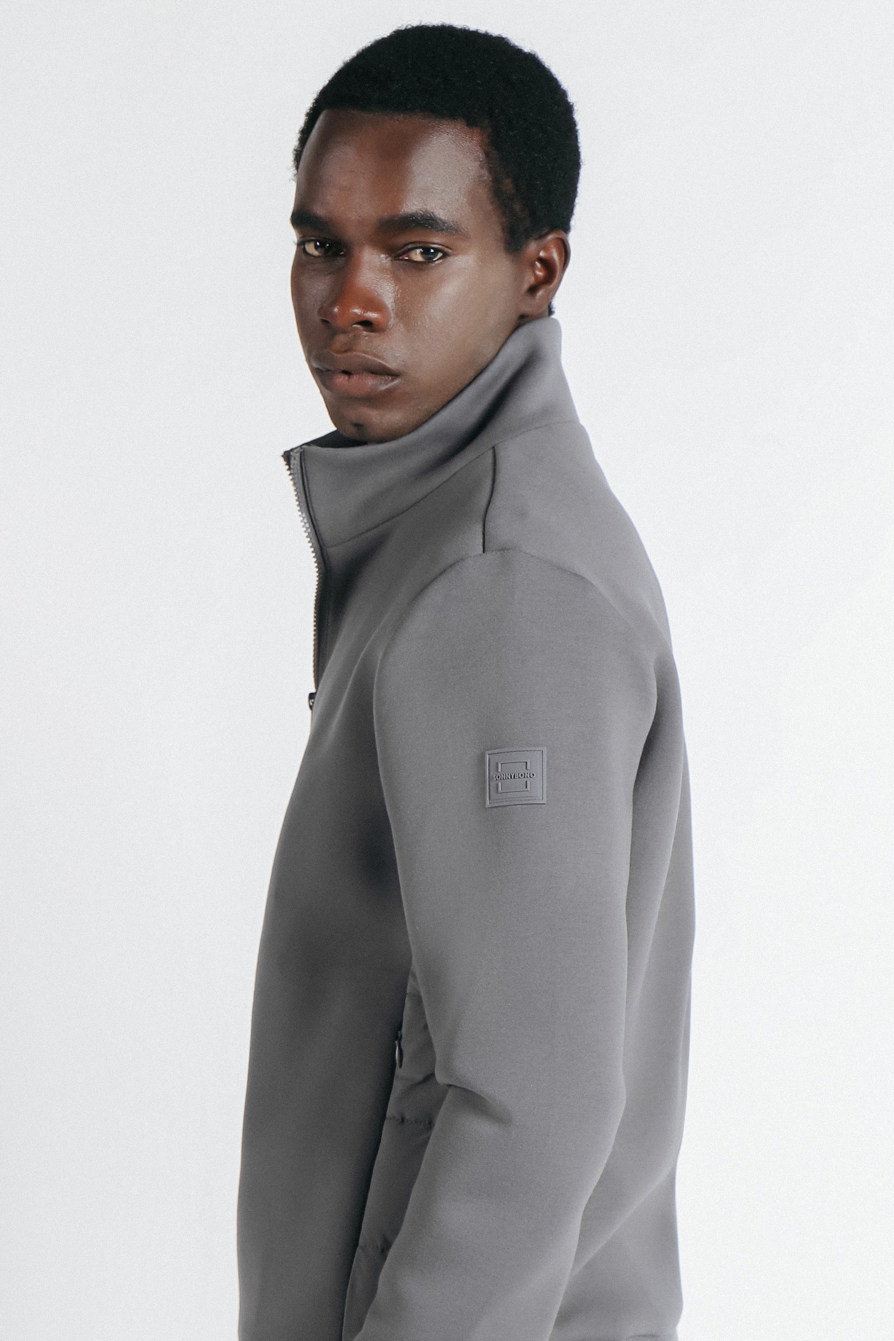 GRIGIO