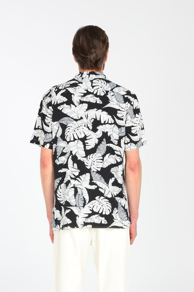 Short-Sleeved Shirt